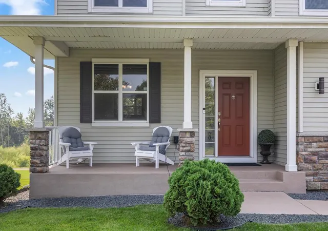 Photo 4 of Single family home for sale at 4848 Bulrush Blvd, Shakopee, MN 55379 | MLS# 6793627 | Listing updated on 2026-09-12