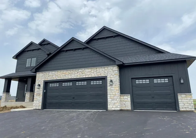 1st image of 4928 Parkside Circle, Saint Paul, MN 55123 | MLS# 6793713