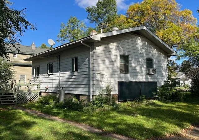 2nd image of 1909 Southern Dr, Virginia, MN 55792 | MLS# 6794024