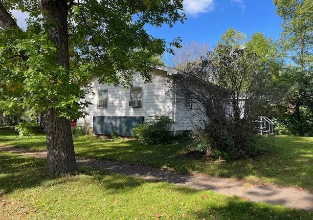 3rd image of 1909 Southern Dr, Virginia, MN 55792 | MLS# 6794024