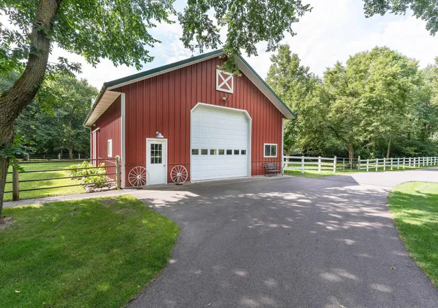 2nd image of 3330 30th Ave N, Sartell, MN 56377 | MLS# 6794228