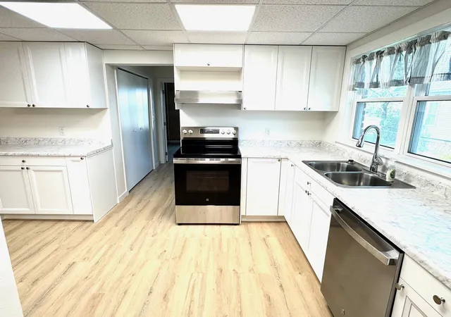 2nd image of 117 Zeh St W, Thief River Falls, MN 56701 | MLS# 6794305