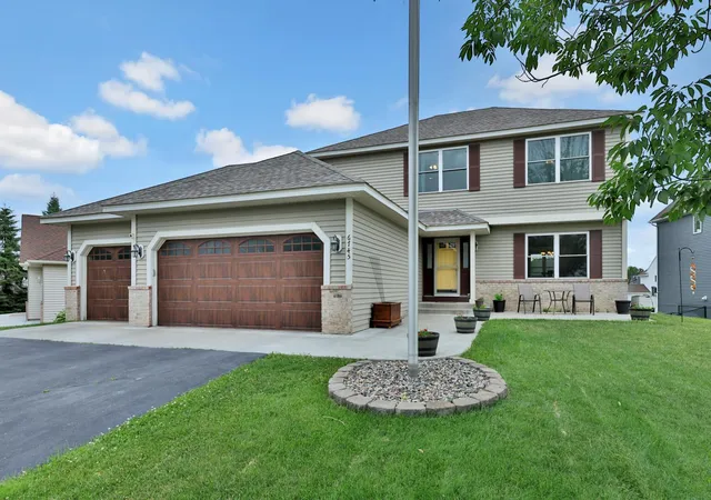 Homes for sale in Cottage Grove, MN | 6745 Wildflower Dr S, Cottage Grove, MN 55016 | MLS# 6795281