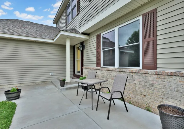 Homes for sale in Cottage Grove, MN | 6745 Wildflower Dr S, Cottage Grove, MN 55016 | MLS# 6795281