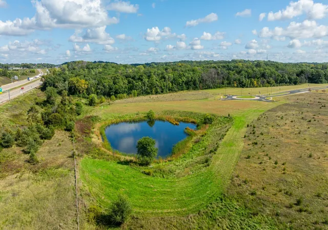 5th image of 685 Darnold Dr, Hudson, WI 54016 | MLS# 6798172