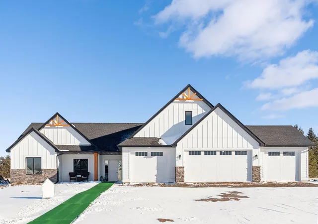 1st image of 17984 Taconite St Ne, Andover, MN 55304 | MLS# 6798288