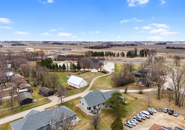 Photo 46 of Townhouse for sale at 1207 S Shore Dr, Worthington, MN 56187 | MLS# 6798653 | Listing updated on 2026-10-05