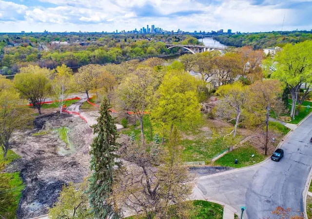 Photo 3 of Land for sale at 98 Mississippi River Blvd N   Lot, Saint Paul, MN 55104 | MLS# 6799158 | Listing updated on 2026-10-02