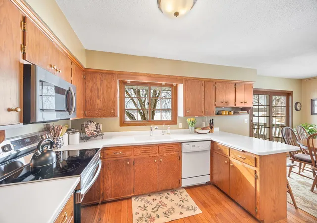 Photo 3 of Sale Pending at 6825 N Shore Dr, Rockford, MN 55373 | MLS# 6800424 | Listing updated on 2026-09-15