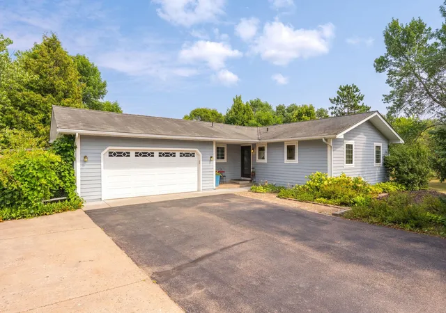 Photo 3 of Sale Pending at 19727 154th Street Nw, Elk River, MN 55330 | MLS# 6800662 | Listing updated on 2026-08-21
