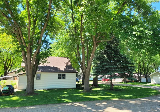 Photo 4 of Sale Pending at 110 N Grant St, Taunton, MN 56291 | MLS# 6800673 | Listing updated on 2026-08-14