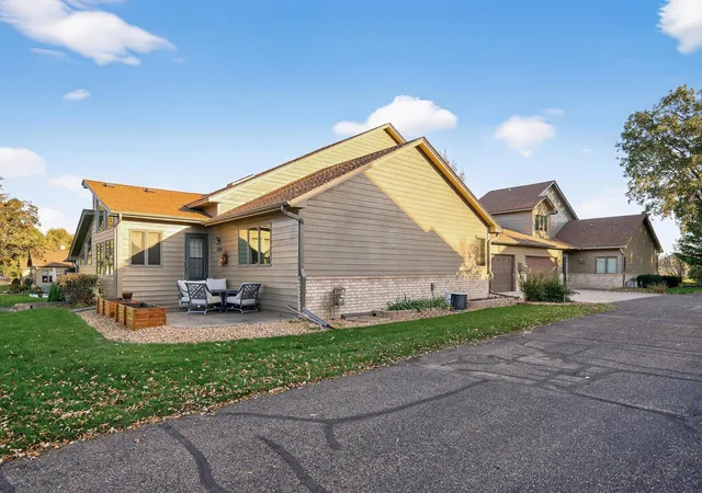 Photo 4 of Single family home for sale at 14245 Fairway Ln SE, Becker, MN 55308 | MLS# 6800850 | Listing updated on 2026-07-10