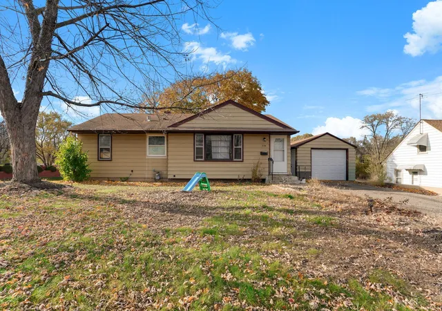 1st image of 354 12th Ave S, South Saint Paul, MN 55075 | MLS# 6800883
