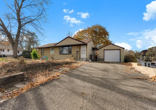 3rd image of 354 12Th Ave S, South Saint Paul, MN 55075 | MLS# 6800883