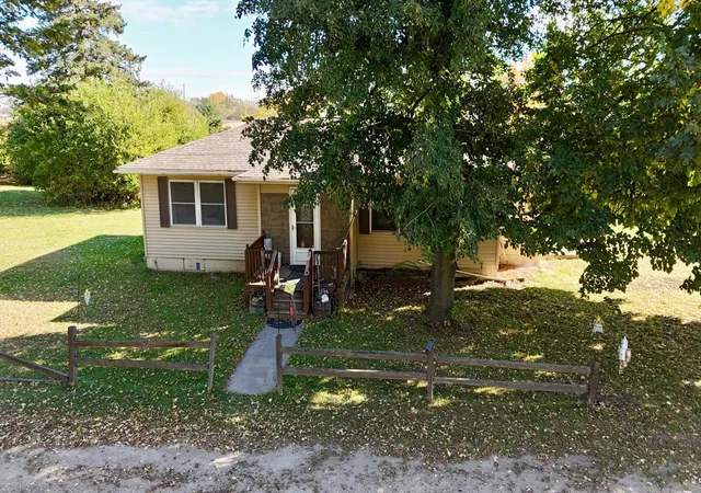 Homes for sale in Westbrook, MN | 37261 280Th St, Westbrook, MN 56183 | MLS# 6801029