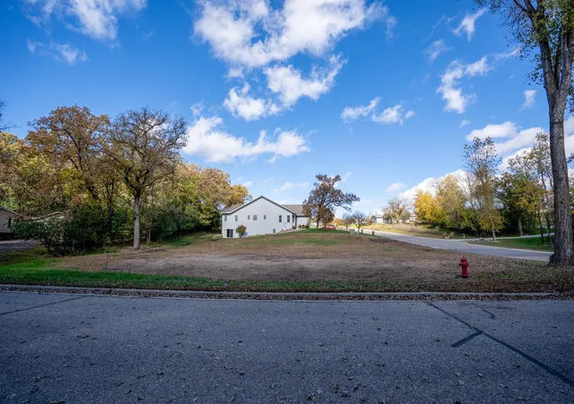 Homes for sale in New London, MN | Tbd Pine Street, New London, MN 56273 | MLS# 6801143