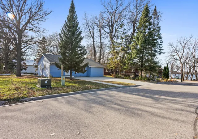3rd image of 227 1St St Nw, Elbow Lake, MN 56531 | MLS# 6801239