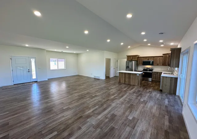 4th image of 710 11Th St Nw, Perham, MN 56573 | MLS# 6801876
