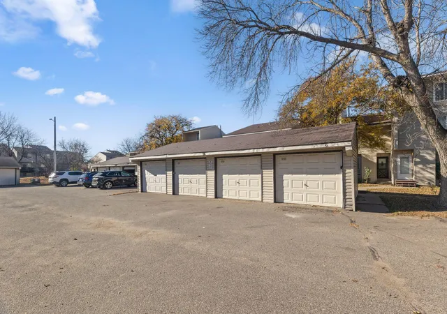 25th image of 5729 80th Ave N, Brooklyn Park, MN 55443 | MLS# 6802345
