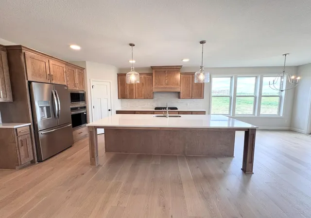 Photo 2 of Townhouse for sale at 18661 Icebox Ln, Lakeville, MN 55044 | MLS# 6802553 | Listing updated on 2026-09-22