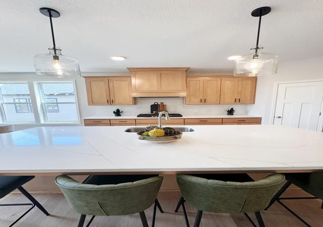 Townhouse for sale at 18655 Icebox Ln, Lakeville, MN 55044 | MLS# 6802757