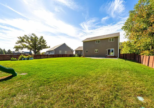 Homes for sale in Mankato, MN | 317 Oak Marsh Dr, Mankato, MN 56001 | MLS# 6804179