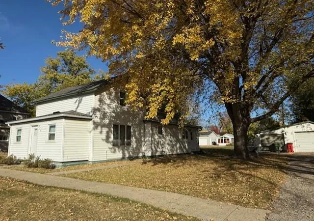 Photo 3 of Single family home for sale at 306 E Front St E, Fulda, MN 56131 | MLS# 6807134 | Listing updated on 2026-08-03