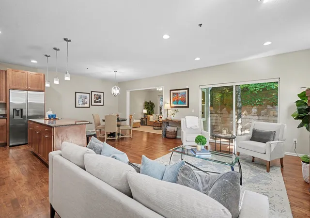 5th image of 17820 Valley Cove Ct, Wayzata, MN 55391 | MLS# 6807990