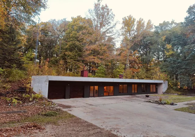Photo 2 of Single family home for sale at 8309 County Road 19 Se, Rochester, MN 55904 | MLS# 6808522 | Listing updated on 2026-10-19