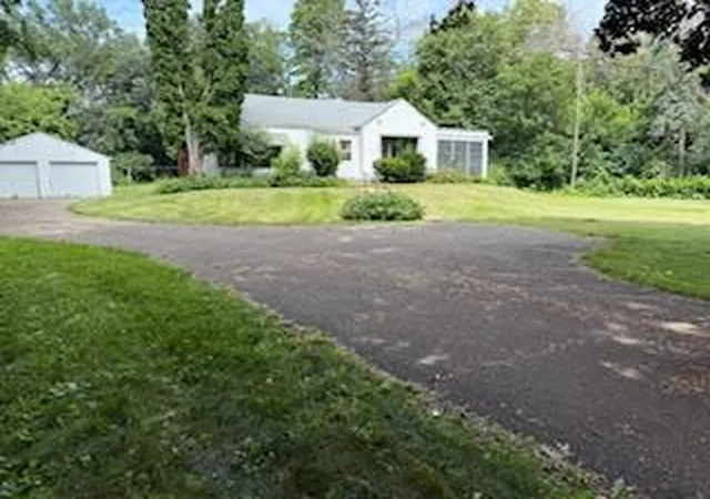 Homes for sale in Saint Paul, MN | 641 Sibley Memorial Hwy, Saint Paul, MN 55118 | MLS# 6808797
