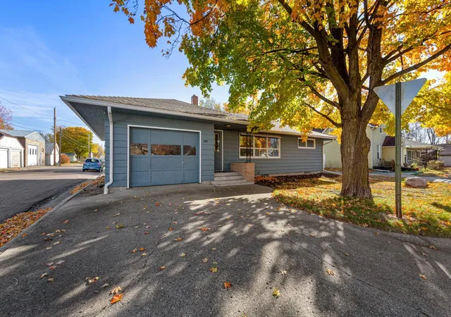 Photo 1 of Single family home for sale at 1043 Chase Ave, Gibbon, MN 55335 | MLS# 6809290 | Listing updated on 2026-09-08