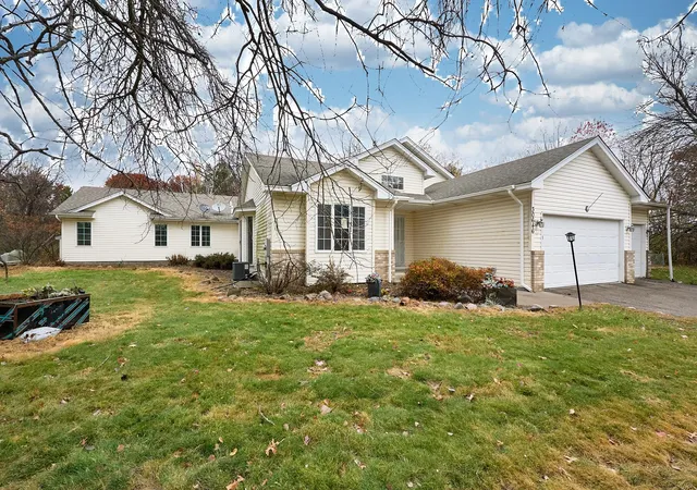 Homes for sale in Cambridge, MN | 30646 Navajo St Nw, Cambridge, MN 55008 | MLS# 6809624