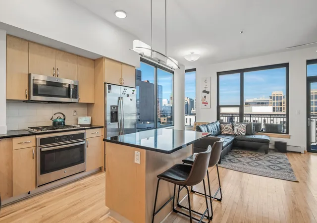 Homes for sale in Minneapolis, MN | 740 Portland Ave #1008, Minneapolis, MN 55415 | MLS# 6809667