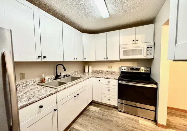 Homes for sale in Alexandria, MN | 1415 Lake St #122, Alexandria, MN 56308 | MLS# 6809779
