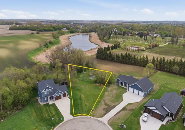 Homes for sale in Hawley, MN | 536 Leonard St, Hawley, MN 56549 | MLS# 6810879
