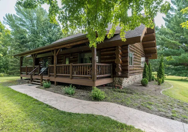 Photo 3 of Single family home for sale at 29633 390th Street, Le Sueur, MN 56058 | MLS# 6811114 | Listing updated on 2026-09-16