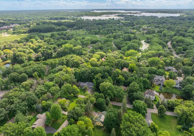 Homes for sale in Wayzata, MN | 2275 Linner Rd, Wayzata, MN 55391 | MLS# 6811862