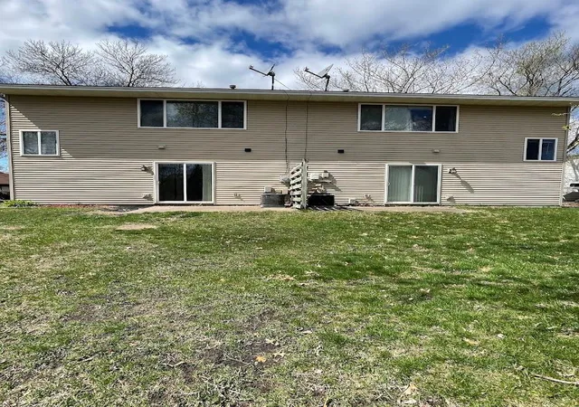 19th image of 11923 11931 Wintergreen St Nw, Minneapolis, MN 55448 | MLS# 6811877
