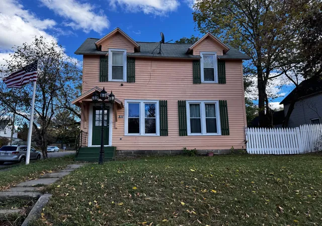 1st image of 211 Maple Ave Ne, Cass Lake, MN 56633 | MLS# 6812101