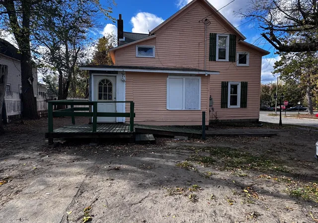3rd image of 211 Maple Ave Ne, Cass Lake, MN 56633 | MLS# 6812101