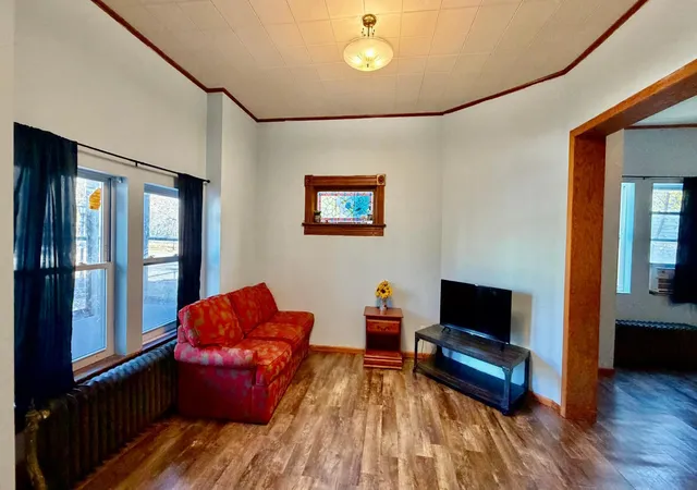 Photo 3 of Single family home for sale at 326 Fuller Ave, Saint Paul, MN 55103 | MLS# 6812804 | Listing updated on 2026-06-19
