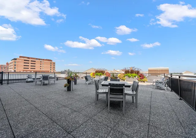 2nd image of 401 N 2Nd St, Minneapolis, MN 55401