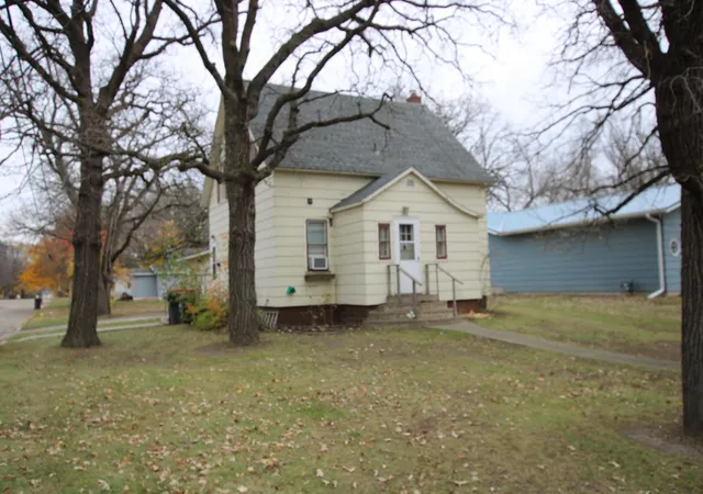 Homes for sale in Alexandria, MN | 1101 Jefferson St, Alexandria, MN 56308 | MLS# 6813388
