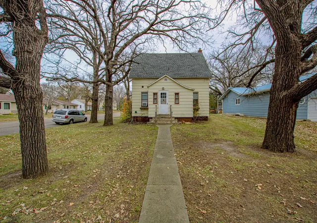 Homes for sale in Alexandria, MN | 1101 Jefferson St, Alexandria, MN 56308 | MLS# 6813388