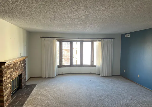 Homes for sale in Fargo, ND | 220 8Th St S #D4, Fargo, ND 58103 | MLS# 6815540