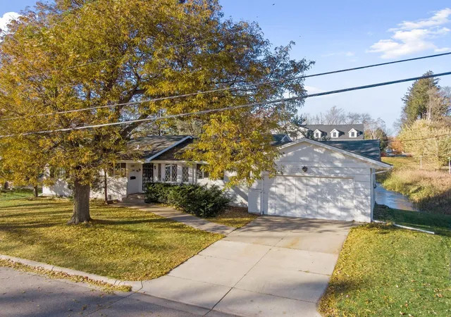 Photo 1 of Sale Pending at 5536 Saint Johns Ave, Minneapolis, MN 55424 | MLS# 6816032 | Listing updated on 2026-08-21