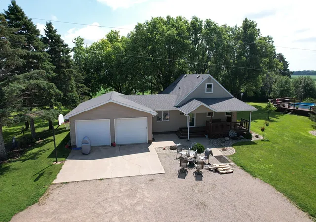Photo 1 of Single family home for sale at 6045 20th Street Sw, Montevideo, MN 56265 | MLS# 6816846 | Listing updated on 2026-09-12