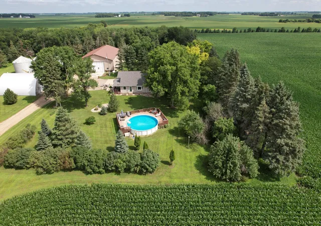 Photo 4 of Single family home for sale at 6045 20th Street SW, Montevideo, MN 56265 | MLS# 6816846 | Listing updated on 2026-09-12