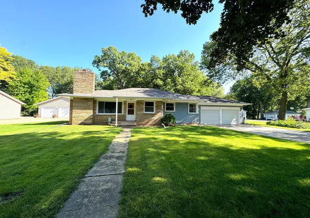 1st image of 221 Woodlawn Ave, Lake Lillian, MN 56253 | MLS# 6818681