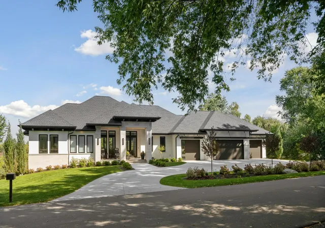 Photo 1 of Single family home for sale at 460 Indian Hl Rd, Chanhassen, MN 55317 | MLS# 6818899 | Listing updated on 2026-06-19
